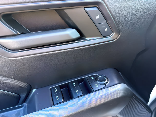 Used 2023 Chevrolet Colorado Trail Boss w/ Technology Package AWD/4WD image 16
