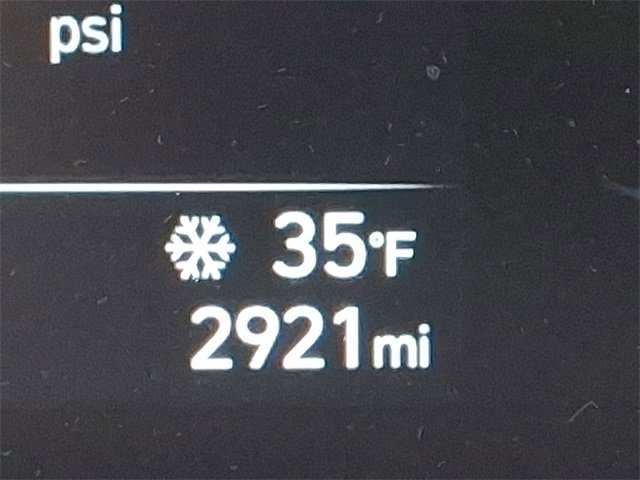 Certified 2026 Hyundai Venue SEL image 19