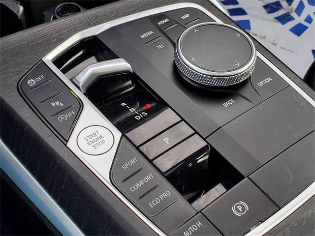 Used 2023 BMW 330i xDrive Sedan w/ Premium Package image 22