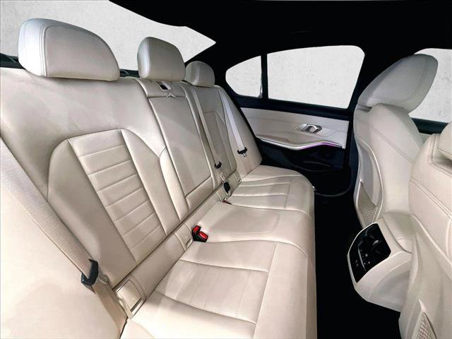 Used 2021 BMW 330i Sedan w/ Executive Package RWD image 29