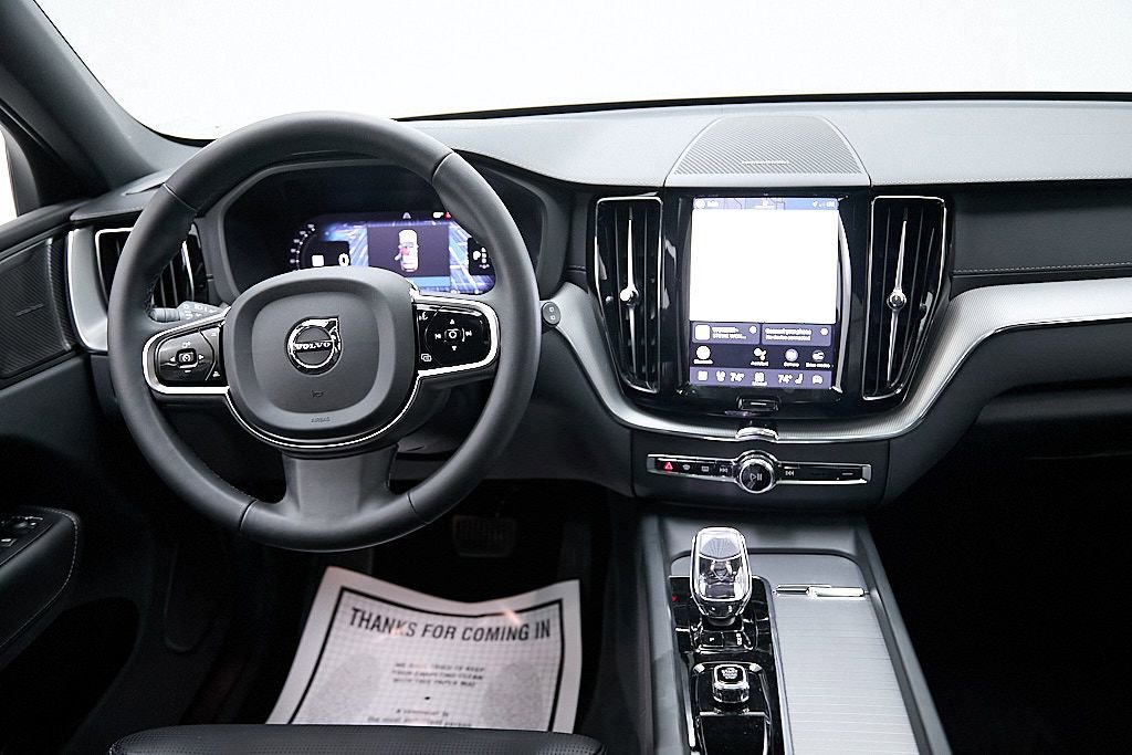 Certified 2024 Volvo XC60 T8 Ultimate image 26