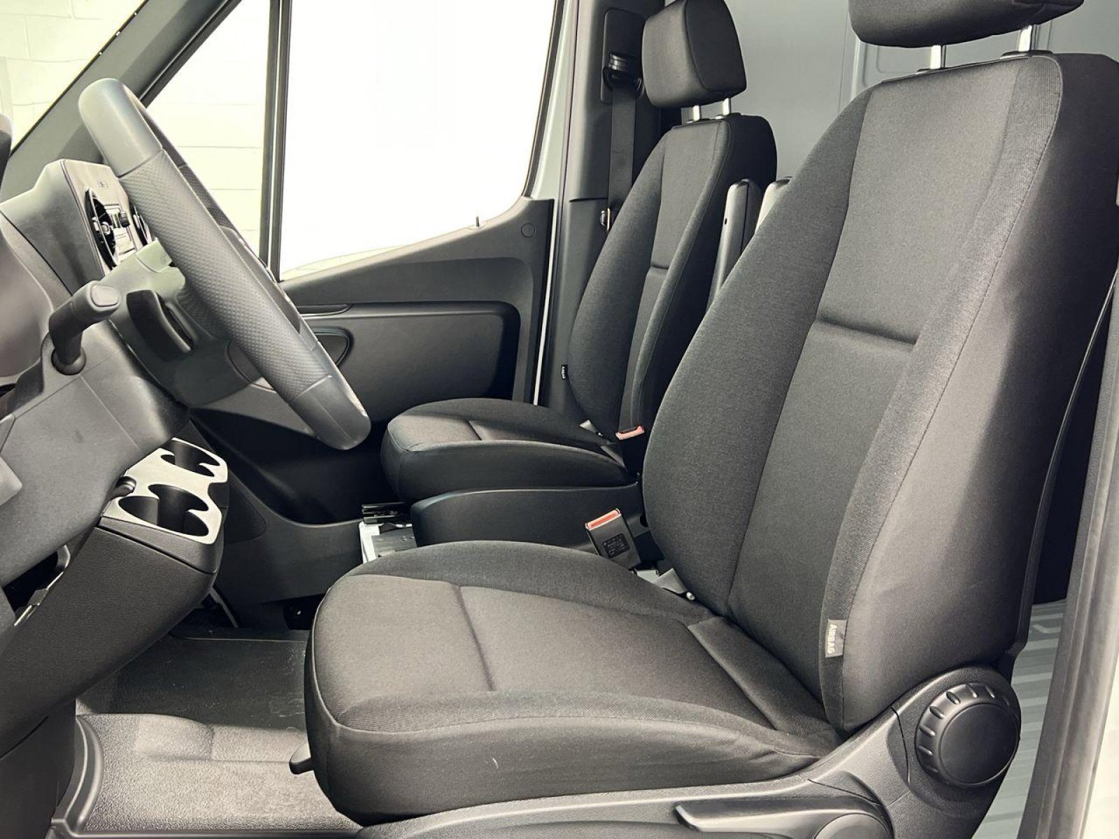 New 2025 Mercedes-Benz Sprinter 2500 image 11