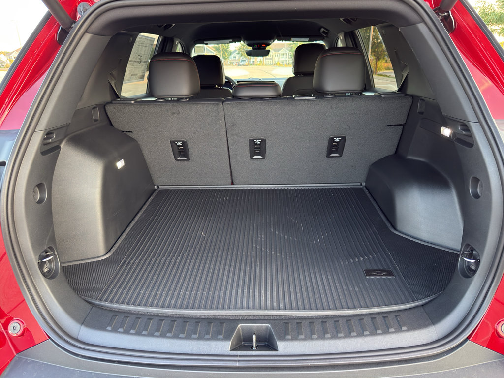 New 2027 Chevrolet Equinox RS w/ Safety and Technology Package FWD image 43