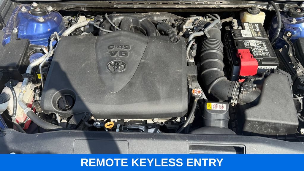 Used 2018 Toyota Camry XLE w/ Protection Package (Q2) FWD image 11