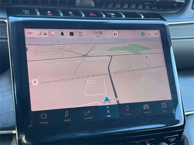 Used 2022 Jeep Grand Cherokee L Limited w/ Black Appearance Package image 31