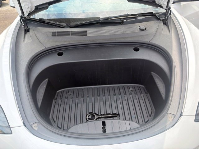 Used 2023 Tesla Model 3 Standard Range RWD image 27