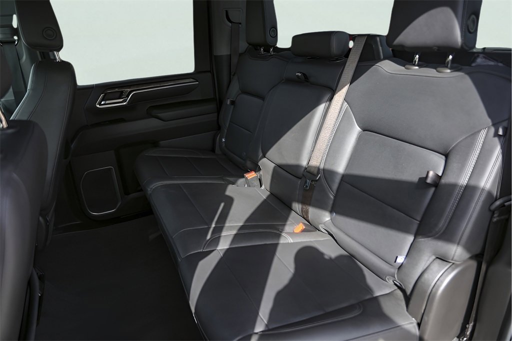 Used 2025 Chevrolet Silverado 2500 LTZ image 26
