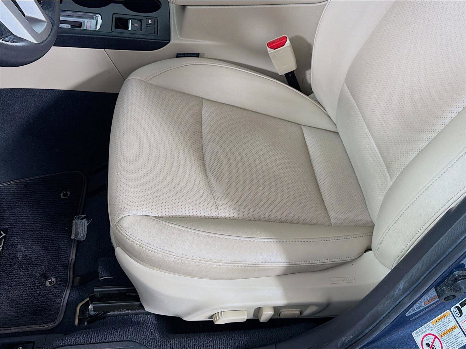 Used 2015 Subaru Legacy 2.5i Limited AWD/4WD image 22