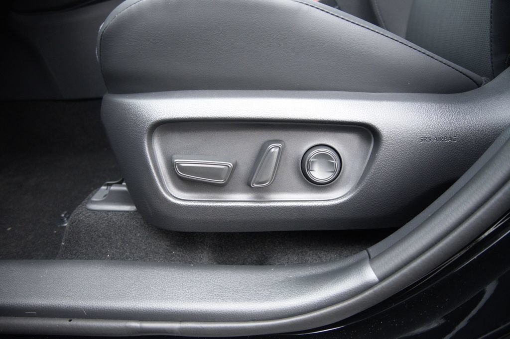 New 2026 Toyota RAV4 XSE AWD/4WD image 12