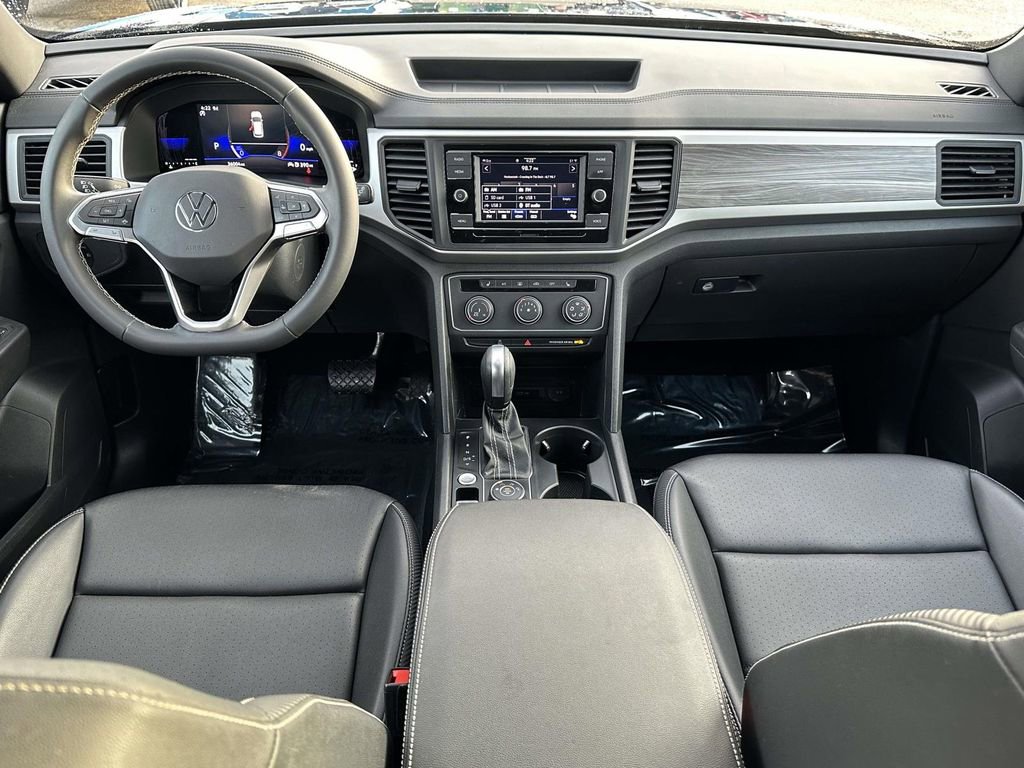 Certified 2023 Volkswagen Atlas Cross Sport SE image 15