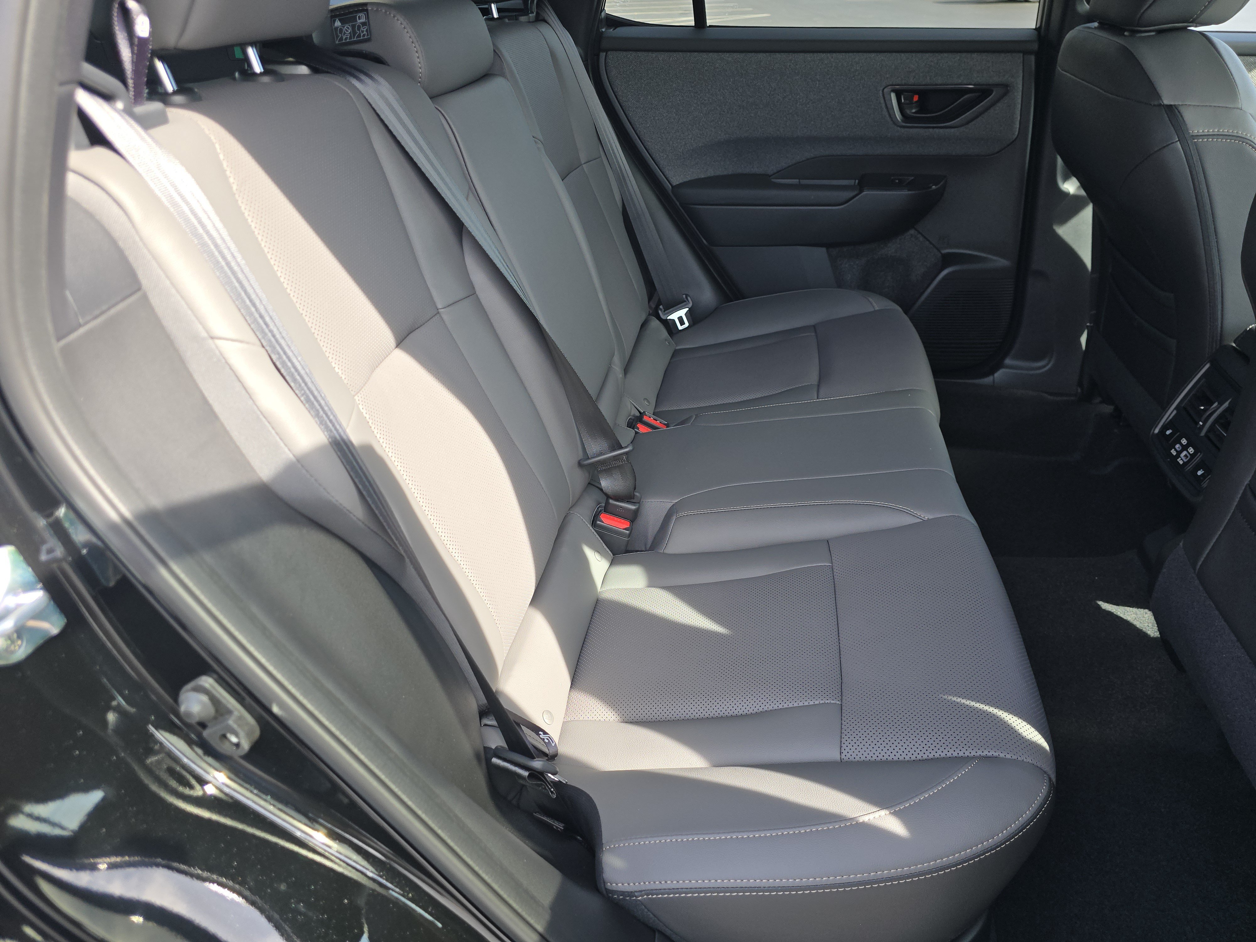New 2026 Subaru Outback Limited AWD/4WD image 18
