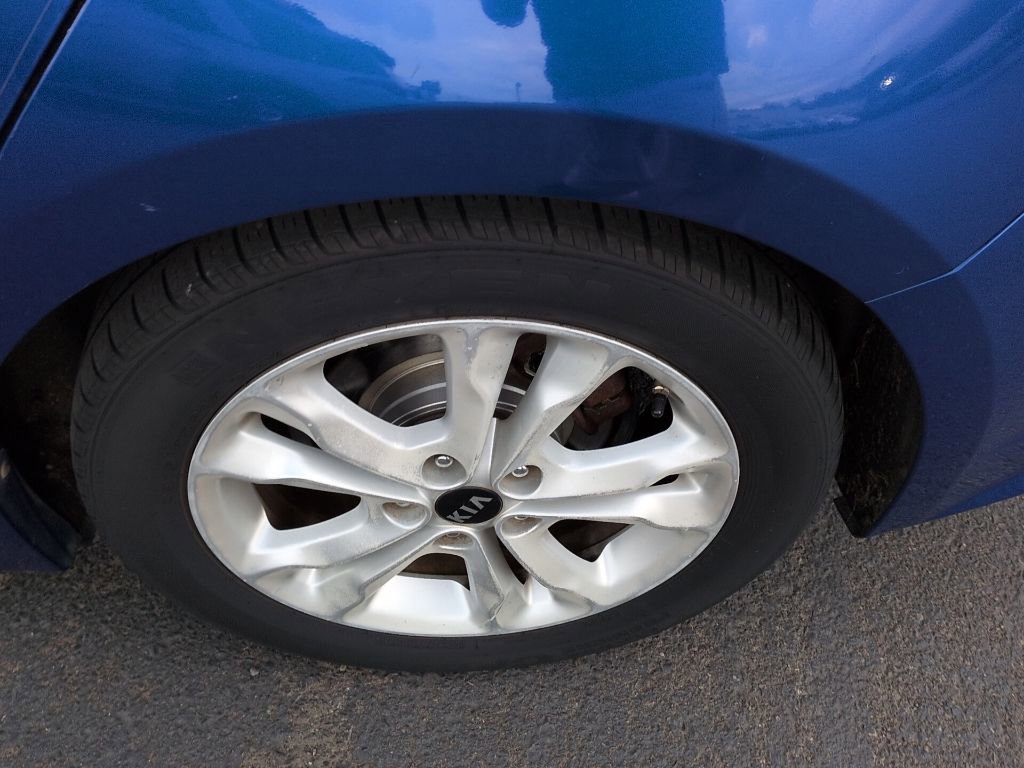 Used 2011 Kia Optima SX FWD image 10