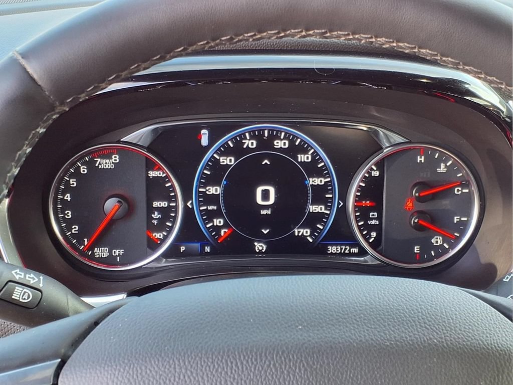 Used 2023 Chevrolet Traverse Premier FWD image 19