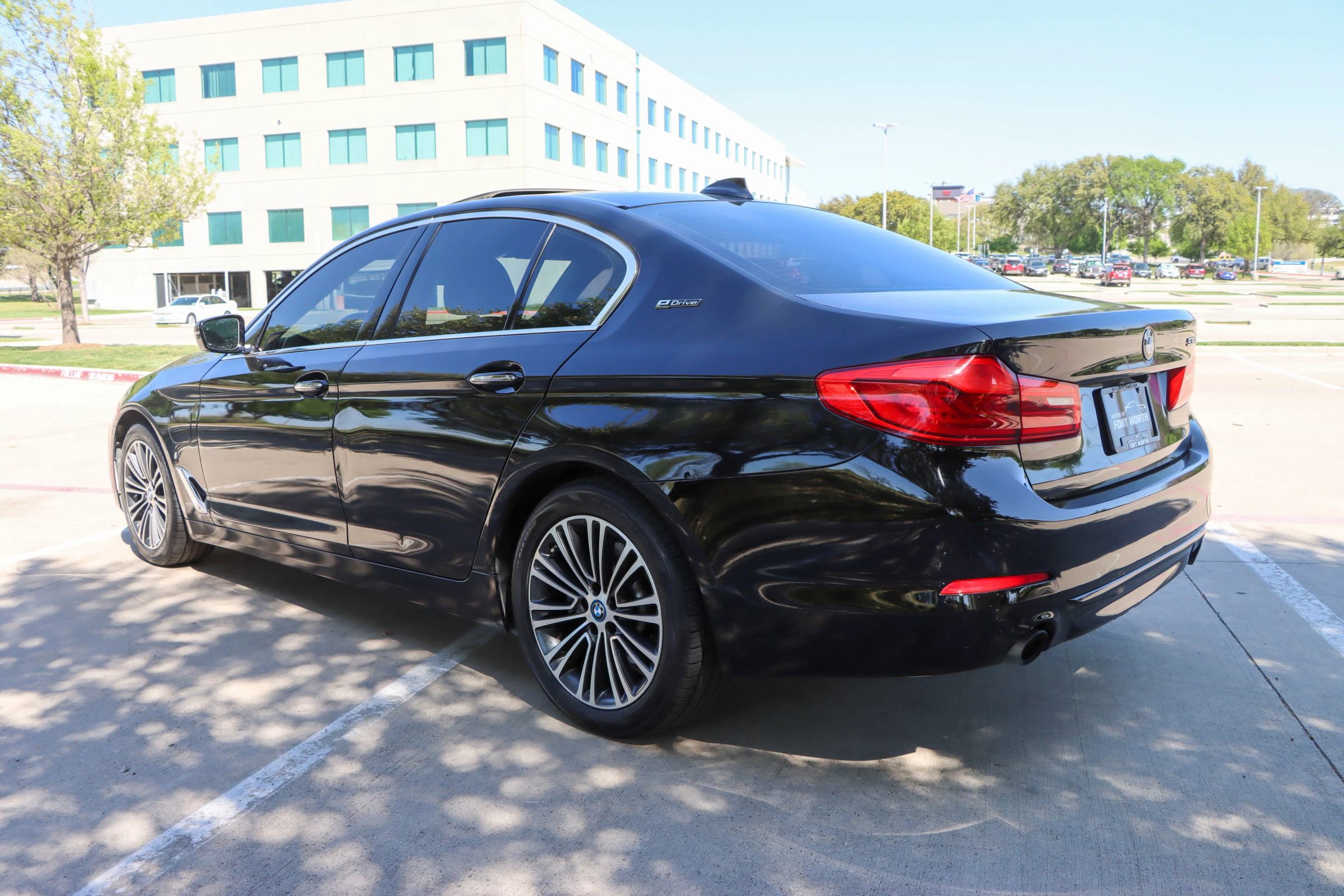 Used 2018 BMW 530e image 5