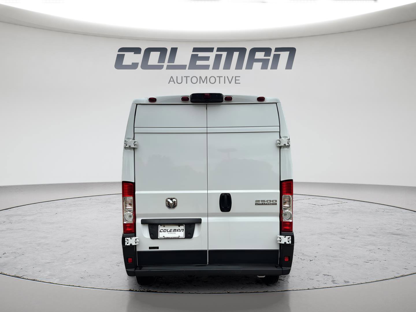 Used 2024 RAM ProMaster 2500 w/ Convenience Group FWD image 4