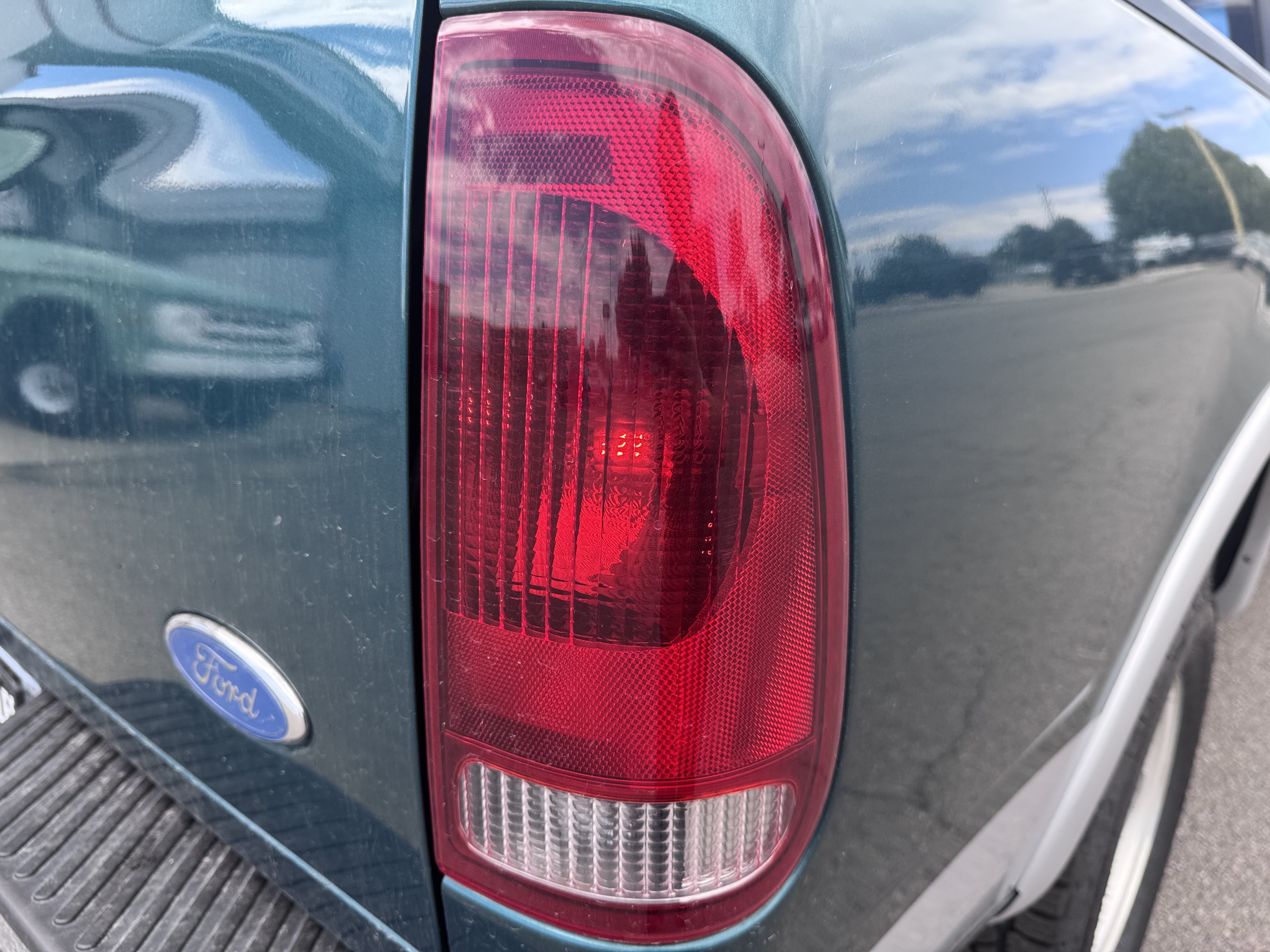 Used 1997 Ford F150 4x4 Regular Cab image 32