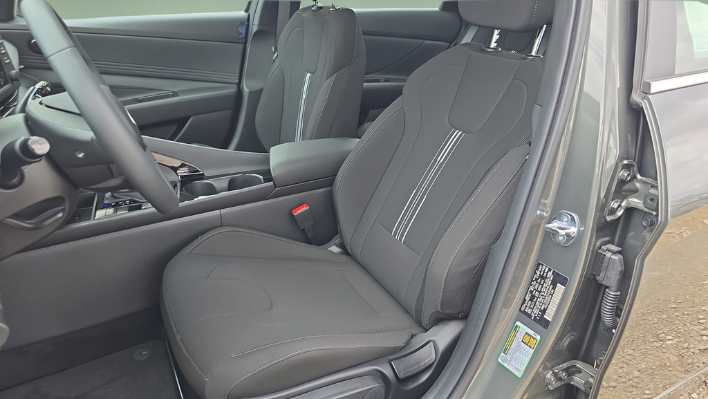New 2026 Hyundai Elantra SEL Sport Premium FWD image 25