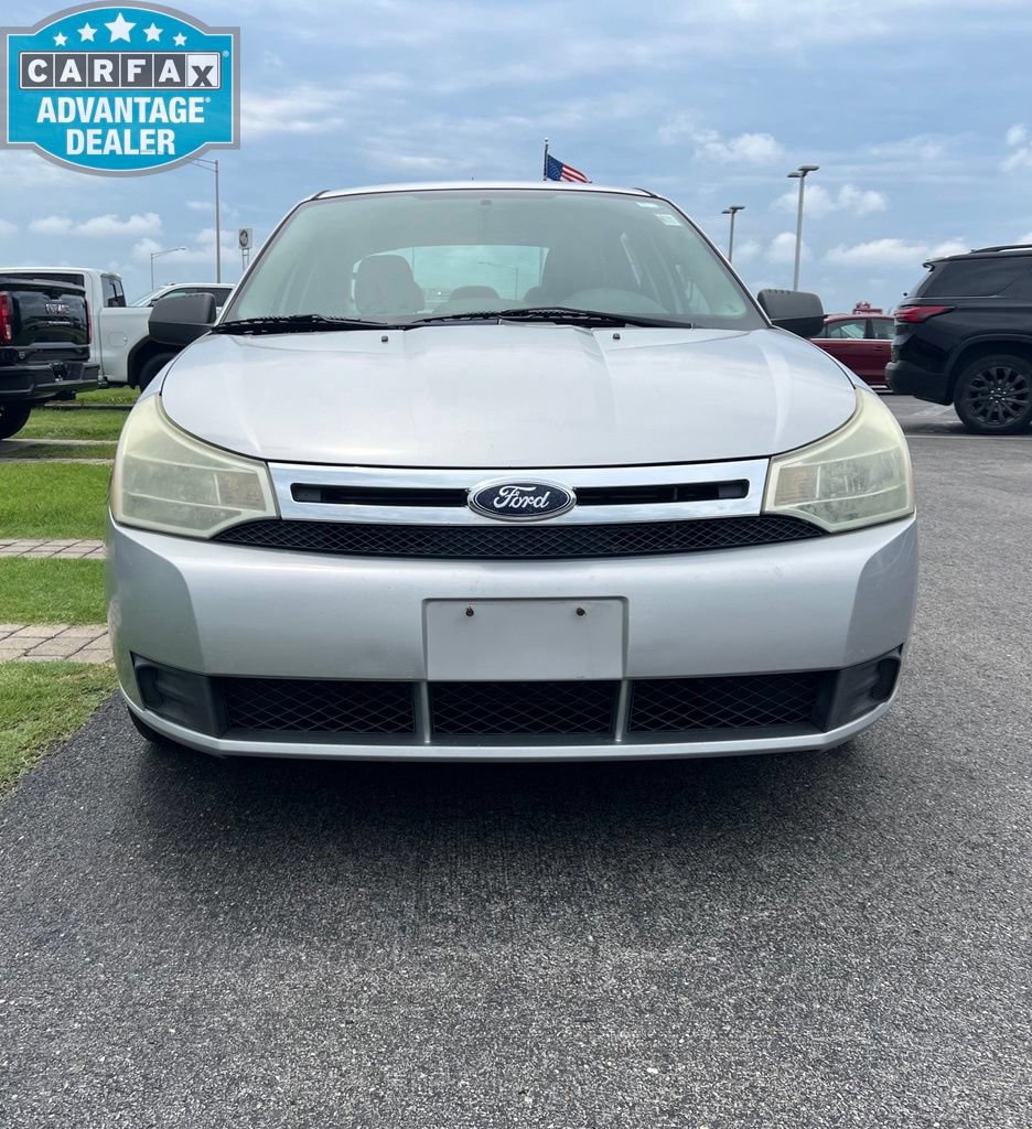 Used 2009 Ford Focus SE FWD image 3