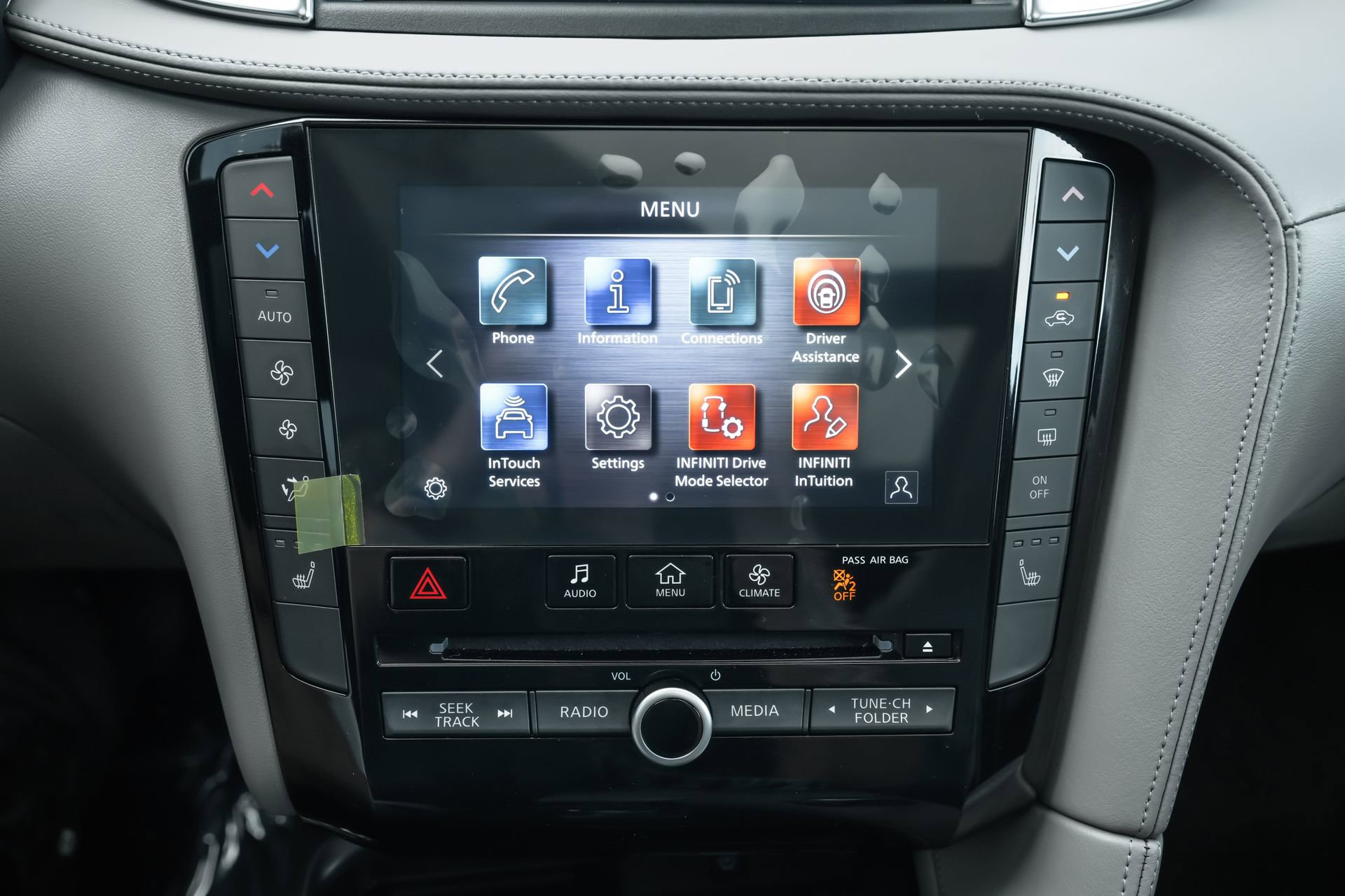 Used 2025 INFINITI QX50 Luxe image 12