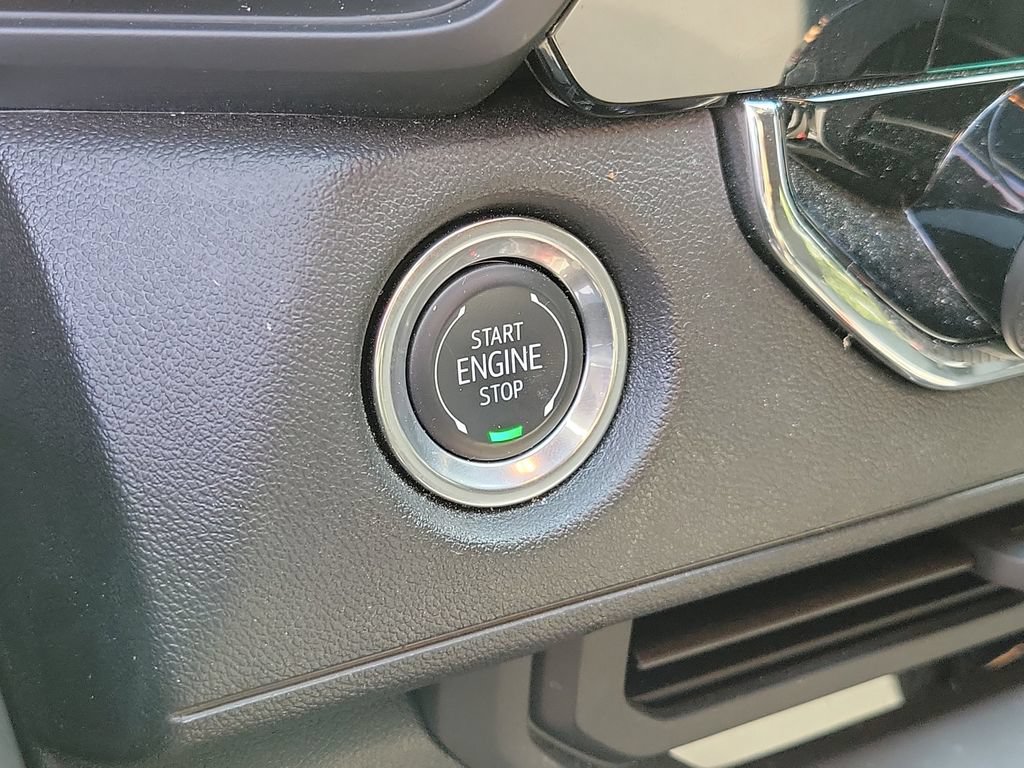 Used 2025 Chevrolet Colorado W/T RWD image 33