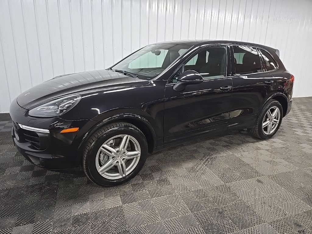 Used 2017 Porsche Cayenne Platinum Edition AWD/4WD image 6