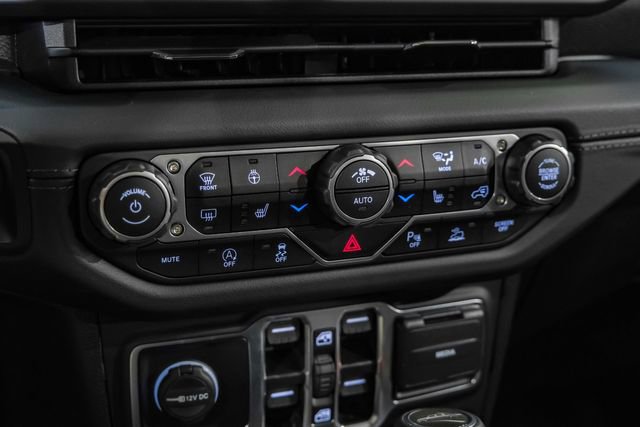 Used 2025 Jeep Gladiator Rubicon w/ Safety Group AWD/4WD image 65