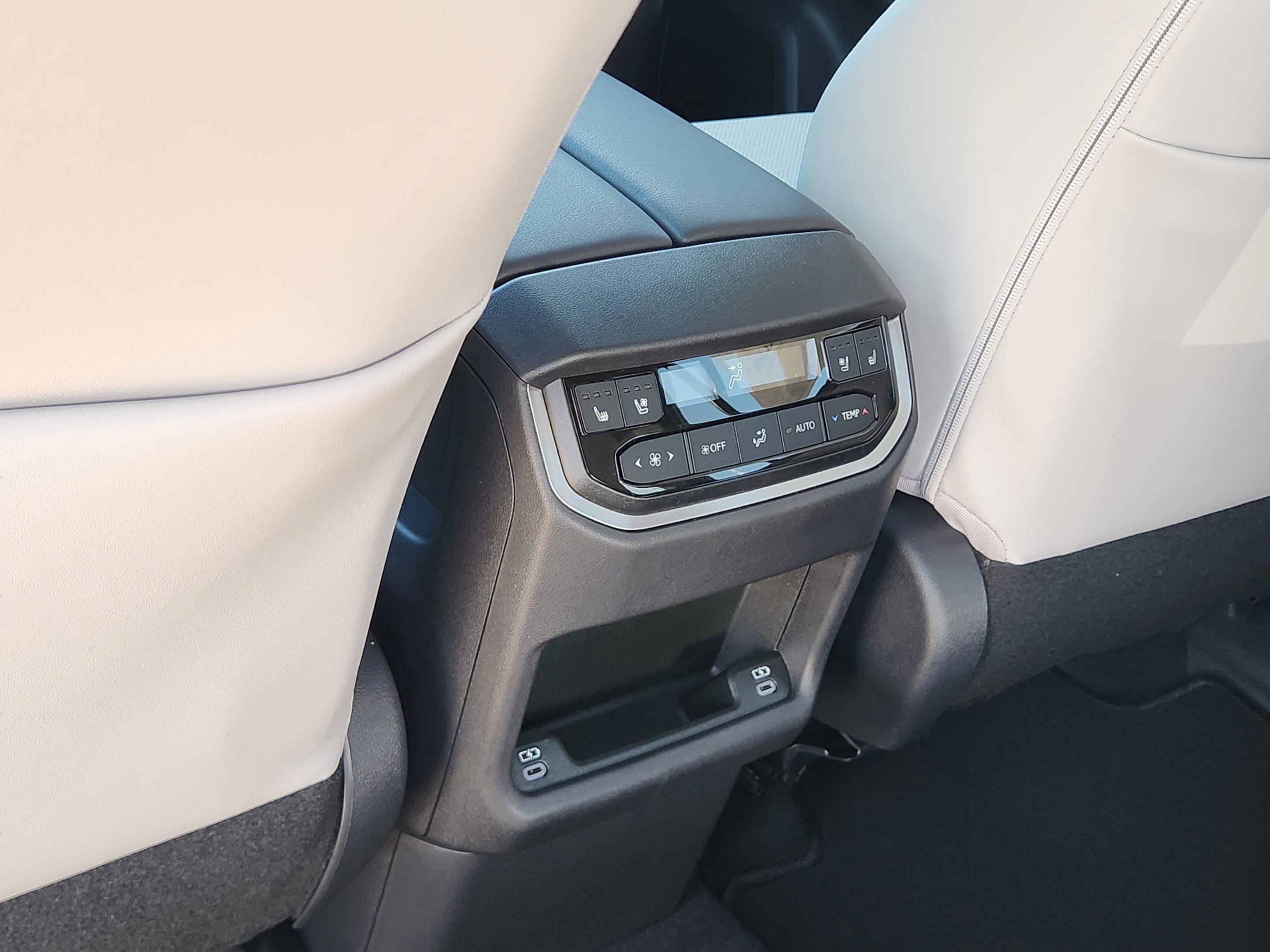 New 2026 Lexus TX 350 AWD image 17