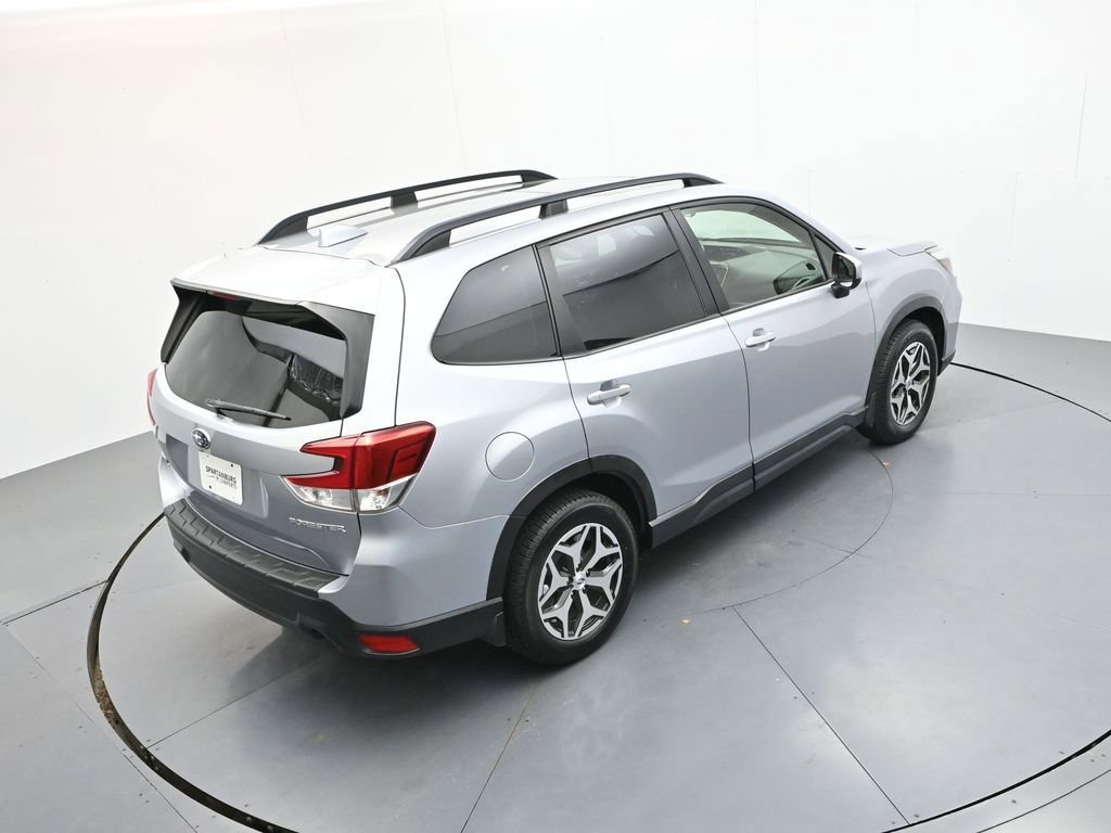Used 2020 Subaru Forester Premium AWD/4WD image 29