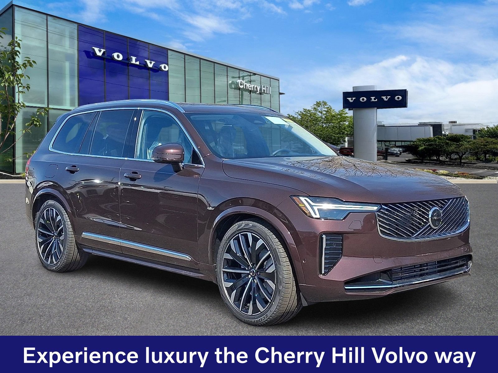 New 2026 Volvo XC90 T8 Ultra w/ Protection Package Premier AWD/4WD image 1