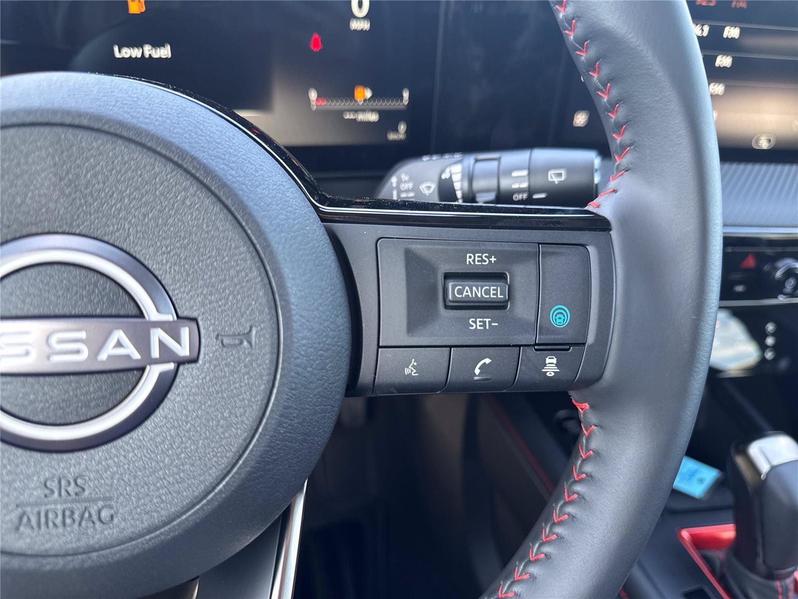 New 2026 Nissan Kicks SR FWD image 19