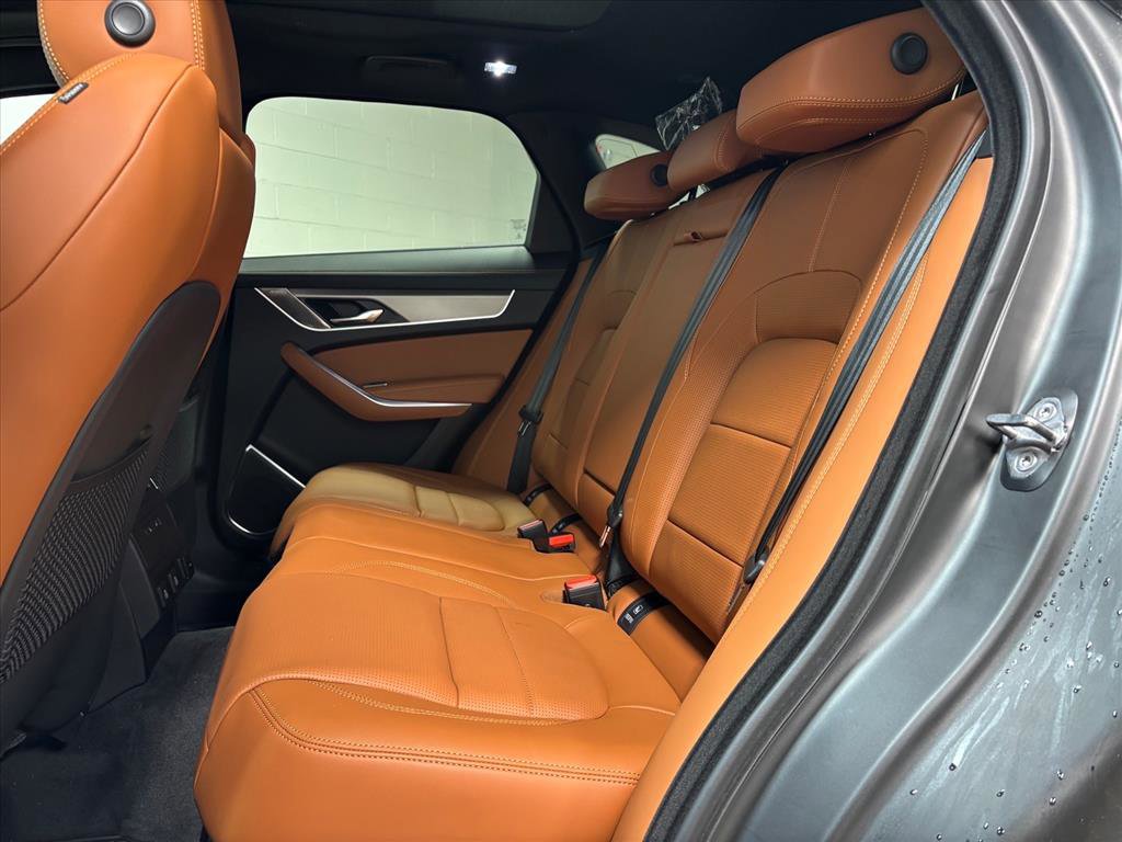 New 2026 Jaguar F-PACE R-Dynamic S image 30