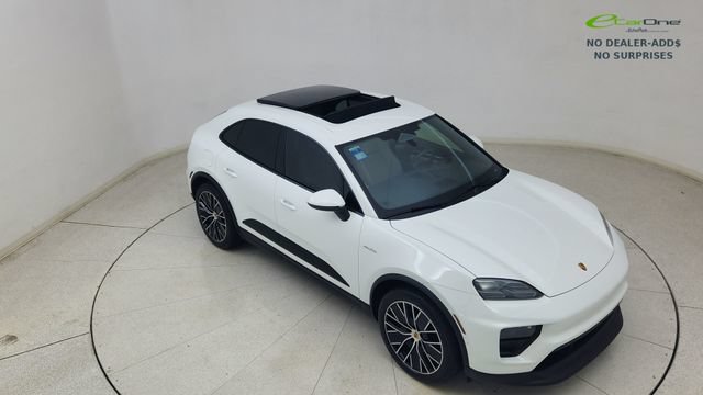 Used 2025 Porsche Macan Electric RWD image 79