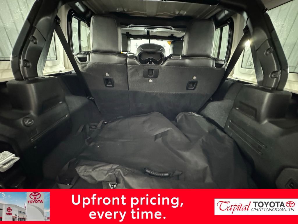 Used 2021 Jeep Wrangler Unlimited Rubicon w/ LED Lighting Group image 7