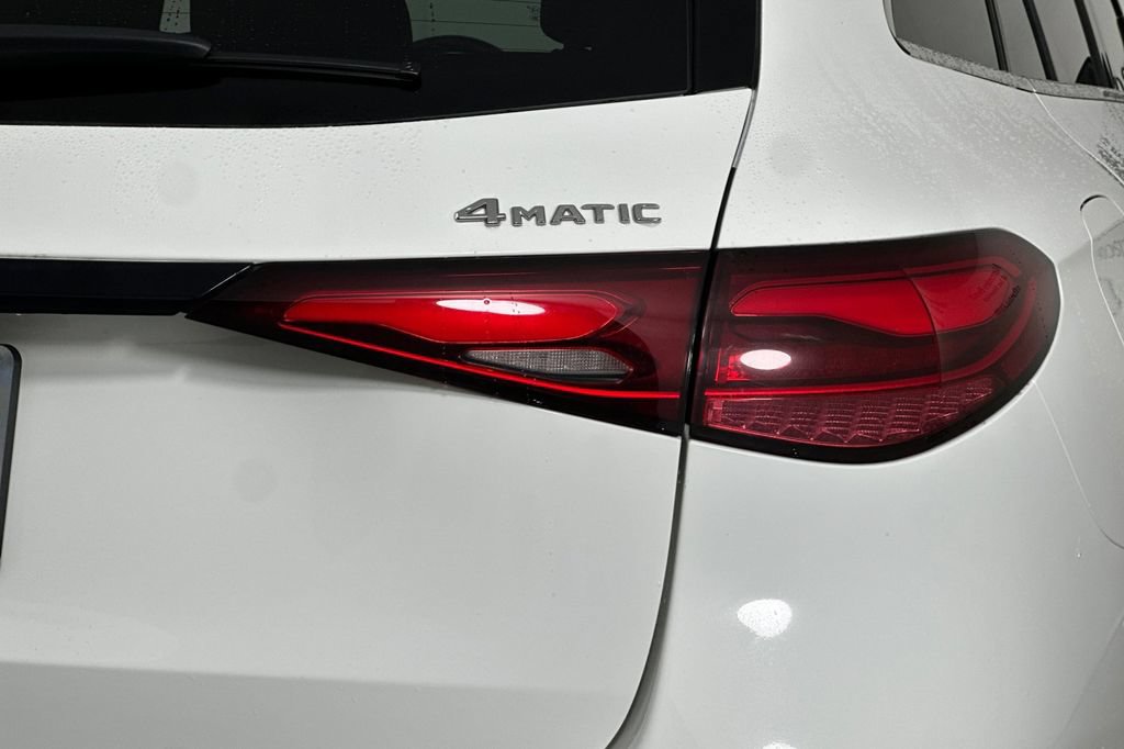 Certified 2024 Mercedes-Benz GLC 300 4MATIC image 35