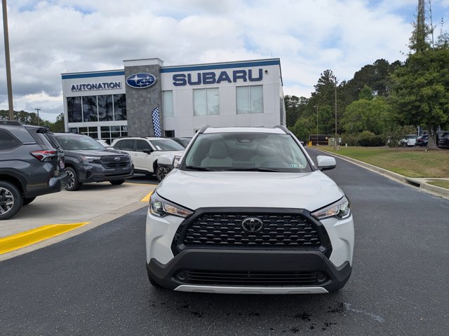 Used 2023 Toyota Corolla Cross LE w/ Moonroof Package AWD/4WD image 5