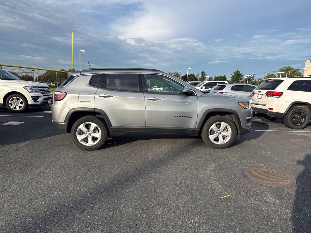 Certified 2021 Jeep Compass Latitude w/ Convenience Group AWD/4WD image 4