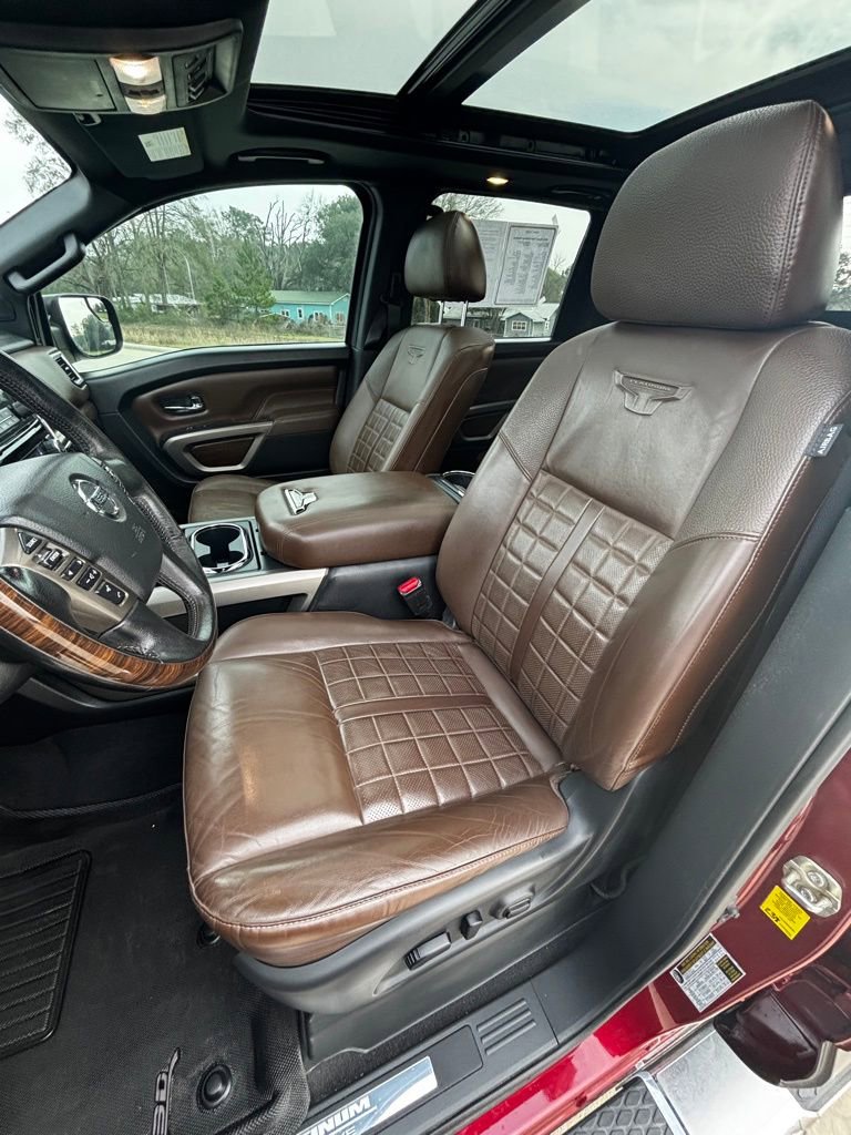 Used 2021 Nissan Titan Platinum Reserve w/ Moonroof Package image 10