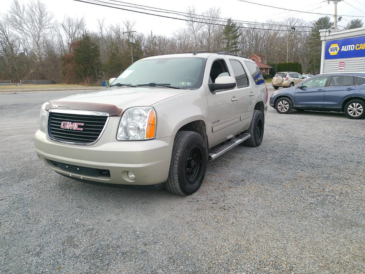Used 2013 GMC Yukon SLT image 2