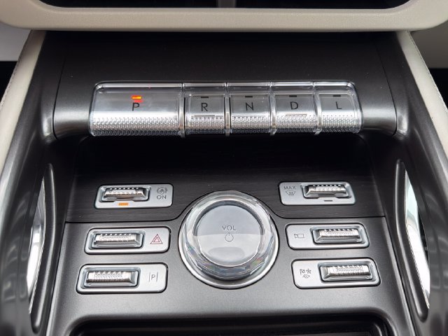 New 2026 Lincoln Nautilus Reserve w/ Jet Appearance Package AWD/4WD image 31
