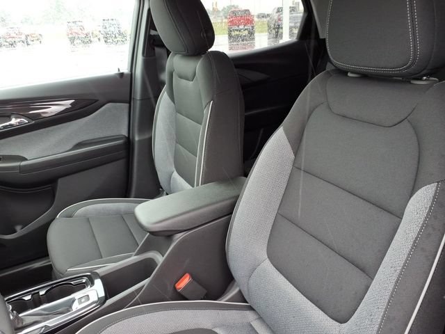 New 2026 Chevrolet TrailBlazer LT w/ LT Cold Weather Package AWD/4WD image 13