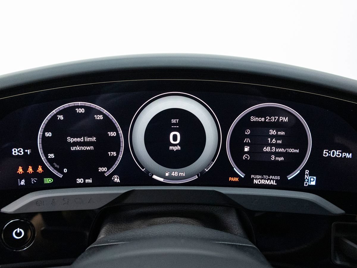 New 2026 Porsche Taycan 4S AWD/4WD image 26