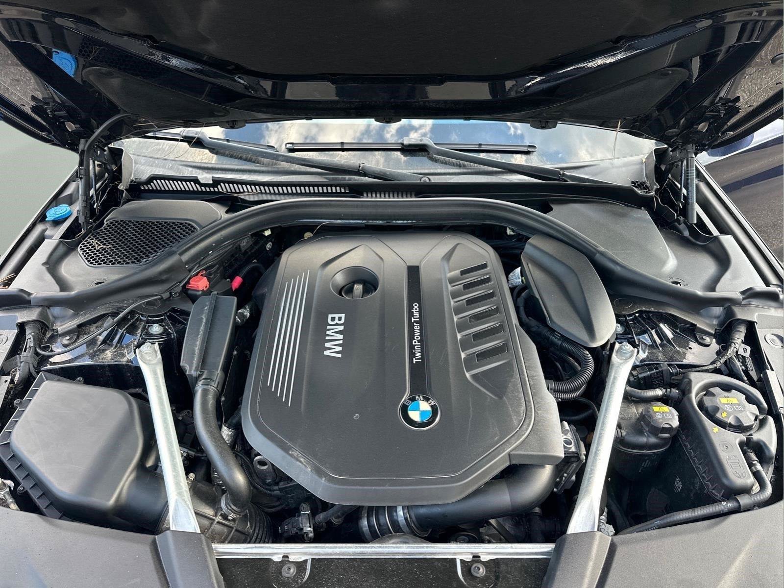 Used 2019 BMW 540i RWD image 32