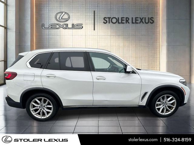 Used 2020 BMW X5 xDrive40i w/ Convenience Package image 2