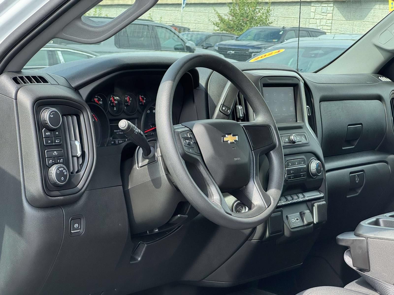 Used 2023 Chevrolet Silverado 1500 Custom AWD/4WD image 10