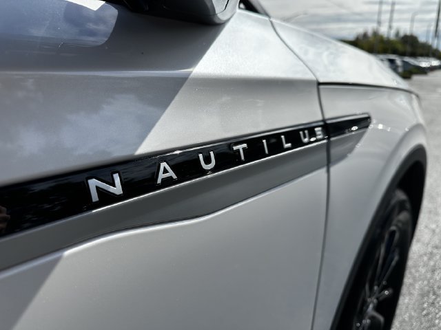 Certified 2024 Lincoln Nautilus Premier AWD/4WD image 47