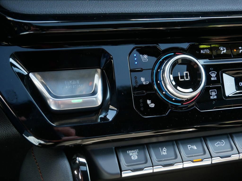 New 2026 GMC Sierra 3500 AT4 w/ AT4 Premium Plus Package image 11