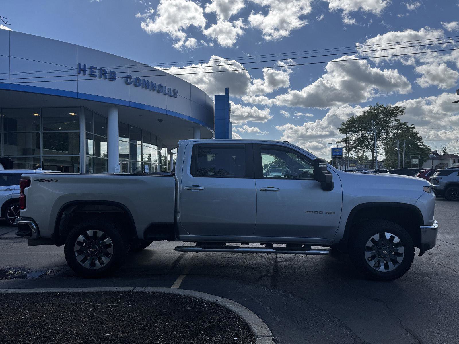 Certified 2021 Chevrolet Silverado 2500 Custom w/ Custom Value Package AWD/4WD image 8