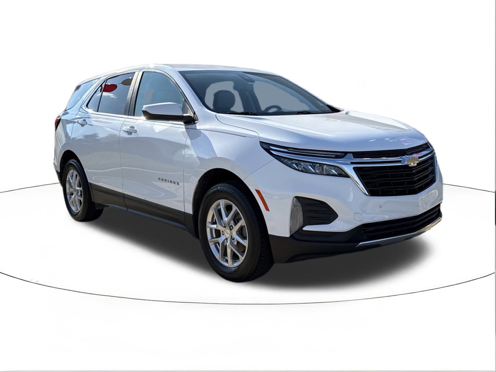 Used 2023 Chevrolet Equinox LT w/ Driver Convenience Package image 1