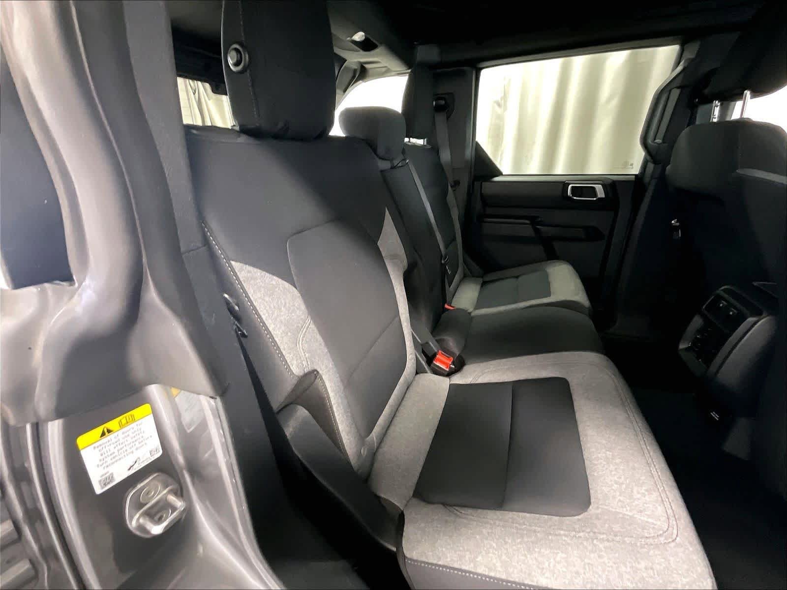 Used 2025 Ford Bronco Big Bend AWD/4WD image 16