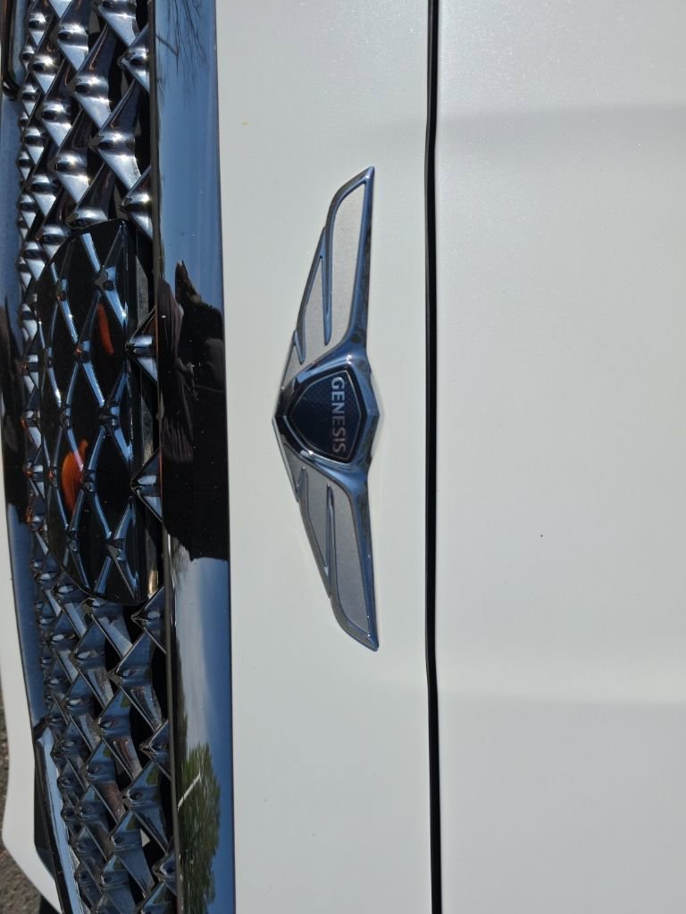 Used 2020 Genesis G70 2.0T w/ Elite Package image 6